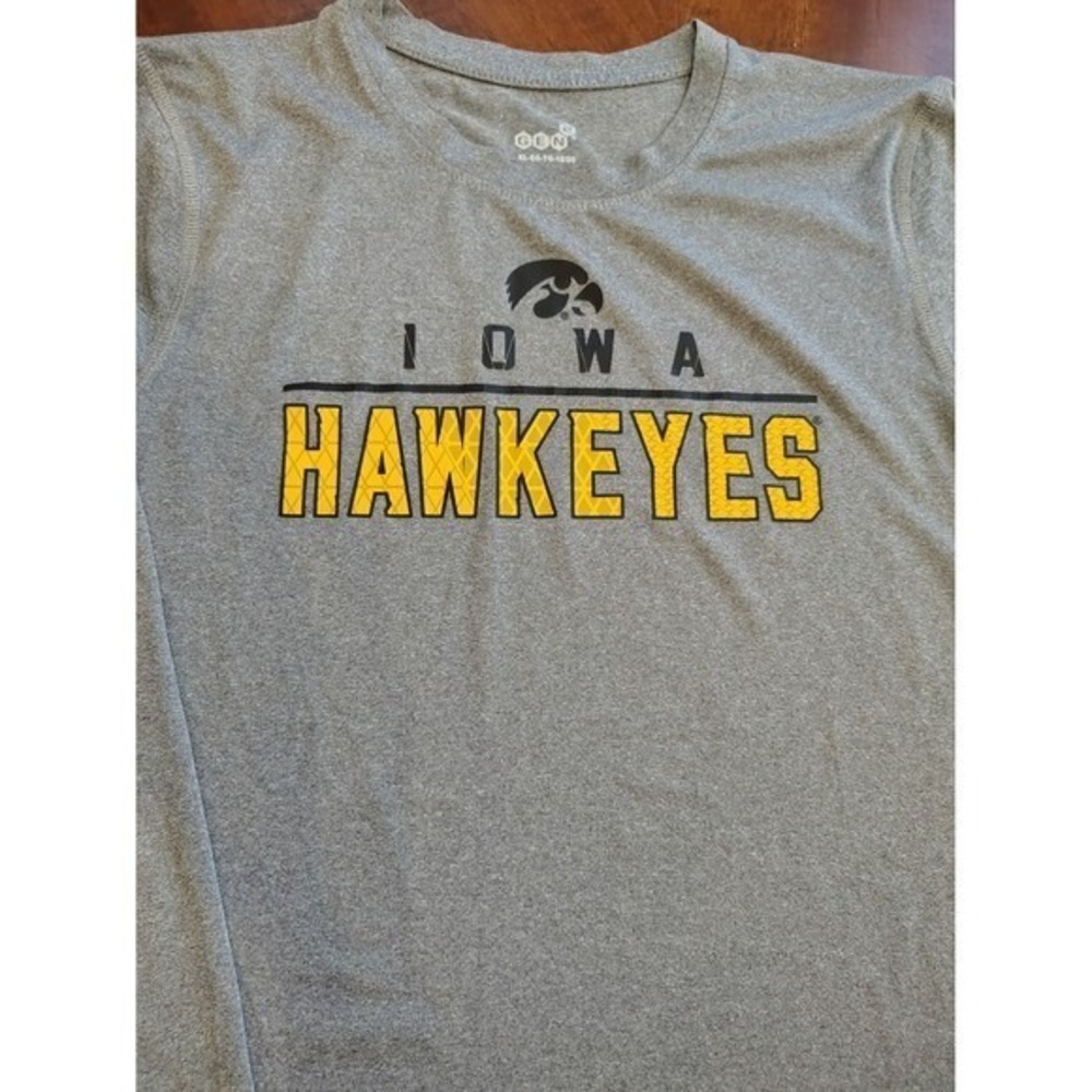 Gen2 Iowa Hawkeyes Long Sleeve Performance T-Shirt Heather Gray XL 18/20